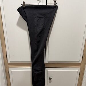 Lululemon Zone In Tight seamless Charcoal Leggings